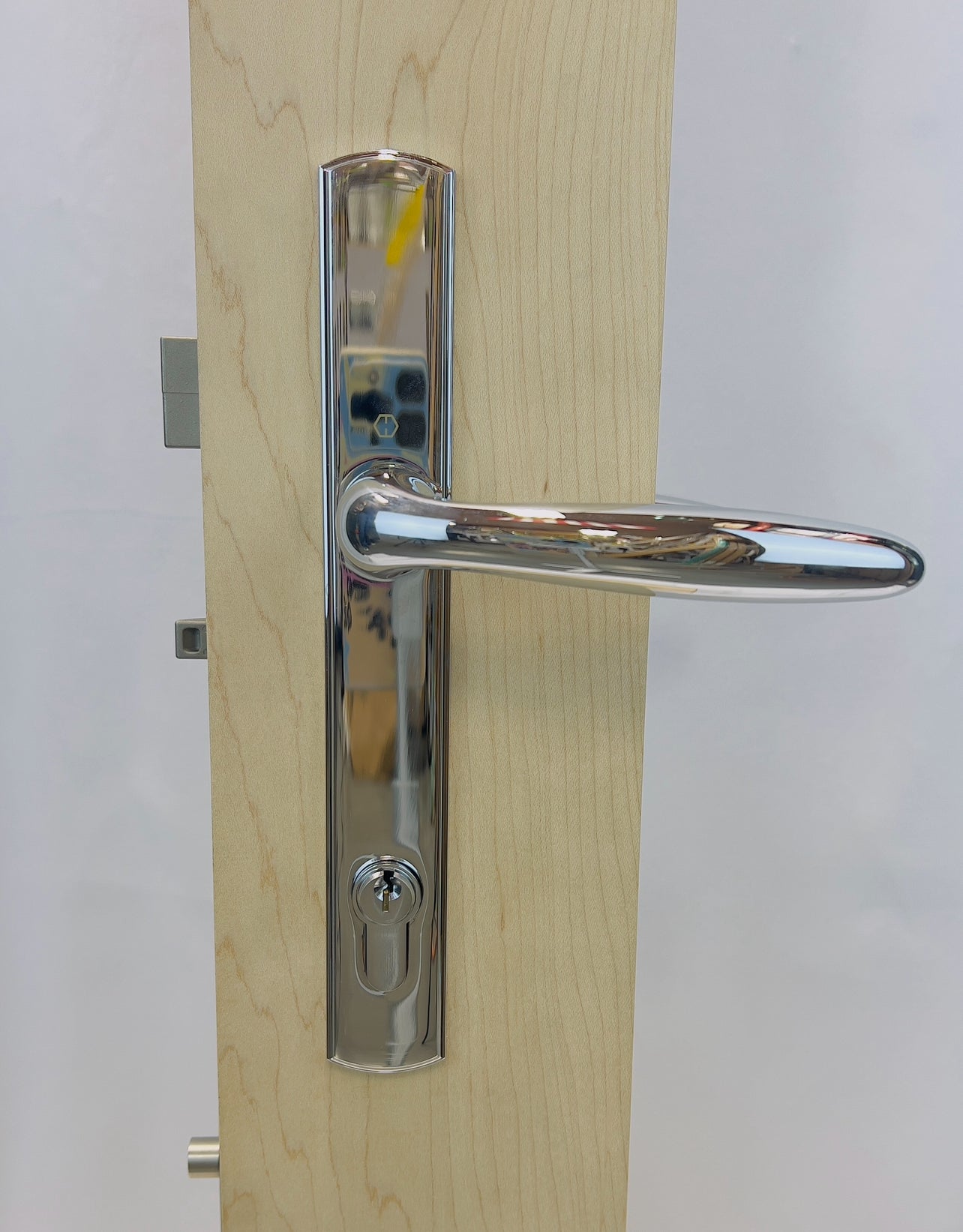 HOPPE HLS7 HANDLESET, RODOS, M1603/2167N, KEYED ACTIVE, OIL RUBBED BRASS - 2745663