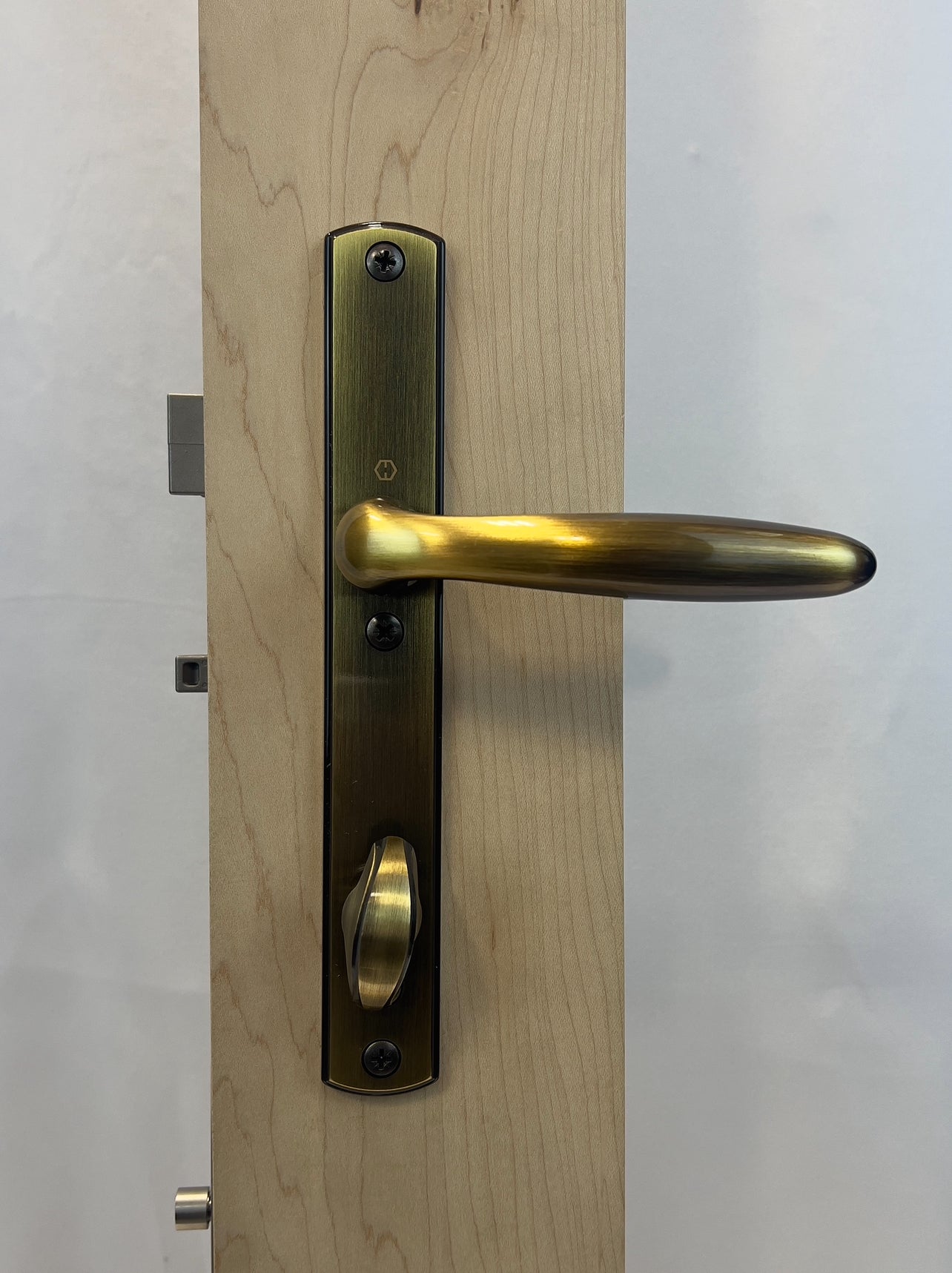 HOPPE MULTIPOINT LOCK HANDLESET, VERONA, M151/216N, SOLID BRASS - ANTIQUE BRASS, ACTIVE , 2131039