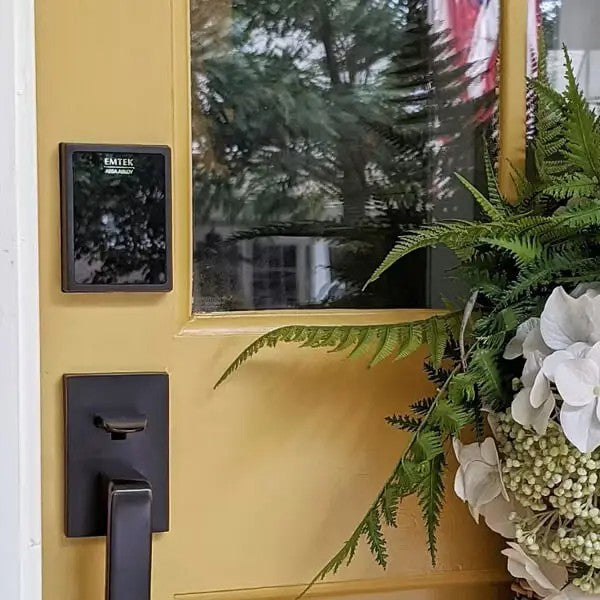 Emtek EMP20205 EMPowered Motorized Touchscreen Keypad Entry Set with Franklin Grip