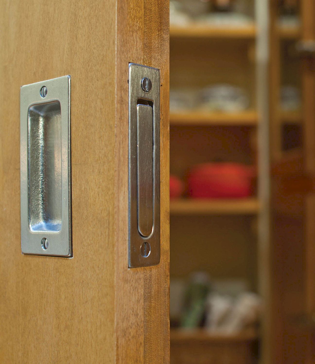 Rocky Mountain Rectangular Flush Pull  - 2" x 4 1/4"