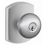 Schlage Plymouth Keyed Entry Single Cylinder Door Knob Set with Decorative Greenwich Trim